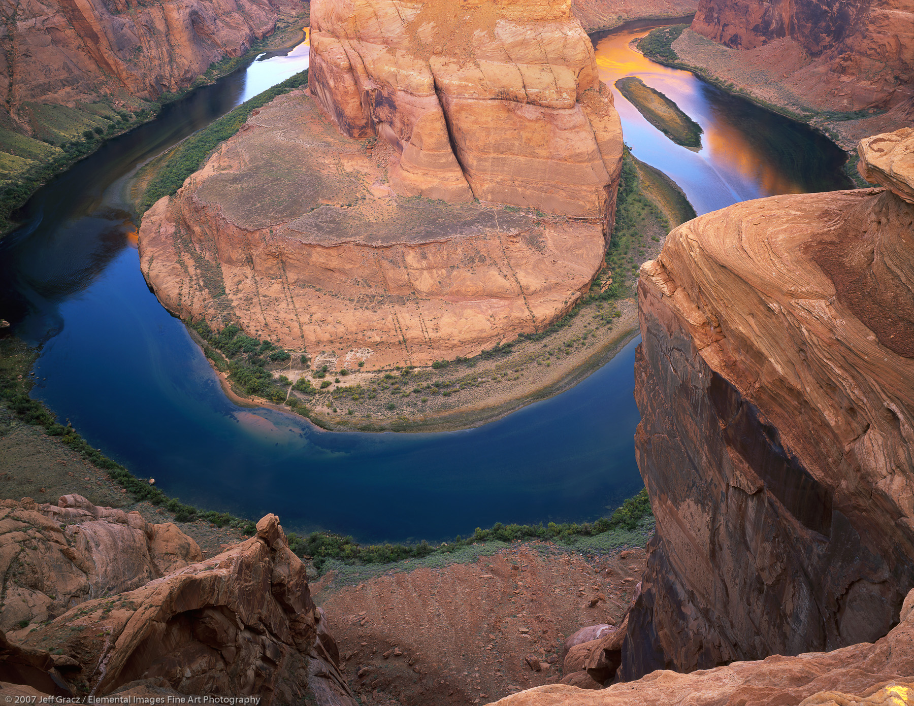 View from Horseshoe Bend Overlook | Page | AZ | USA - © © 2007 Jeff Gracz / Elemental Images Fine Art Photography - All Rights Reserved Worldwide