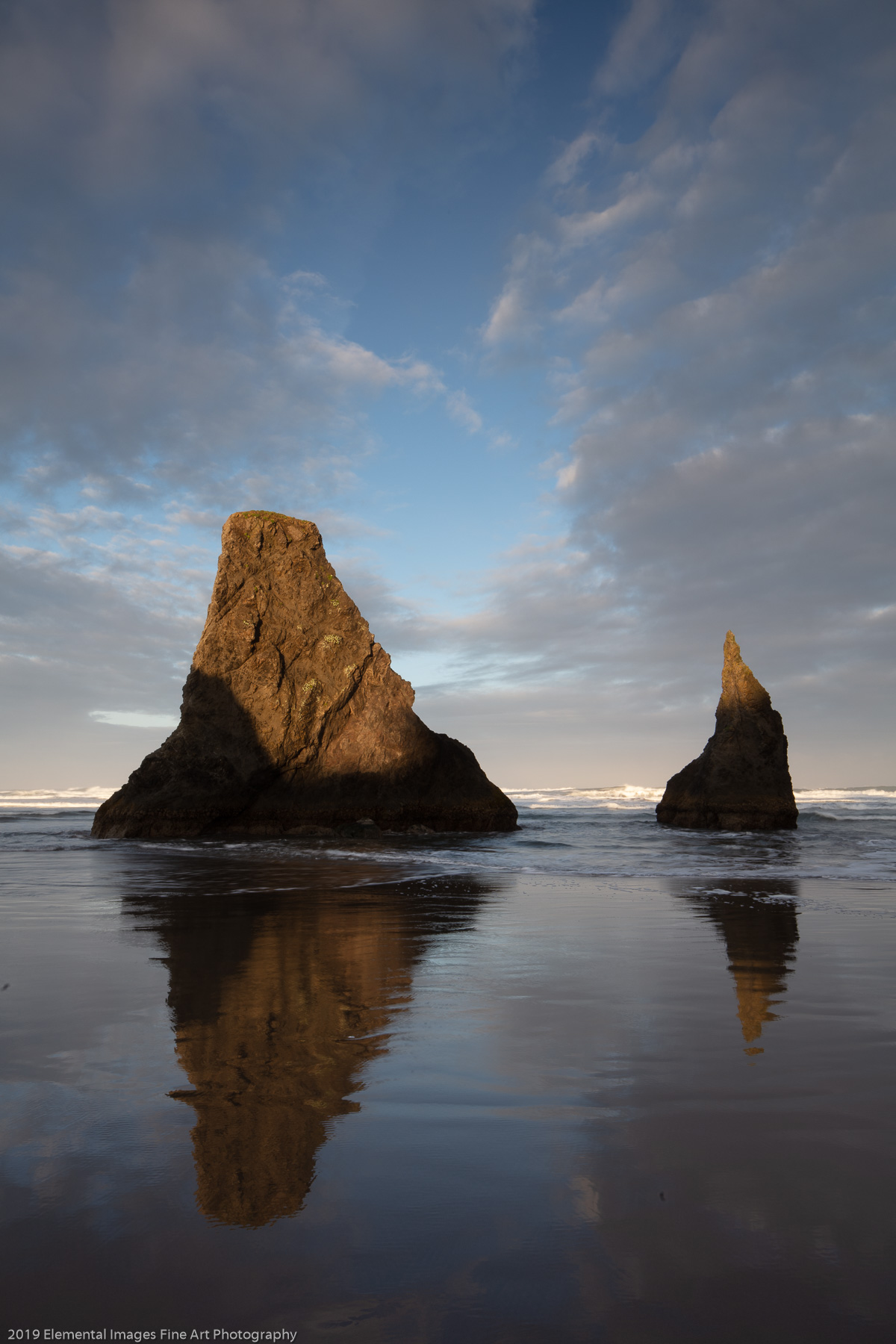 Stack at Dawn | Bandon | OR | USA - © 2019 Elemental Images Fine Art Photography - All Rights Reserved Worldwide